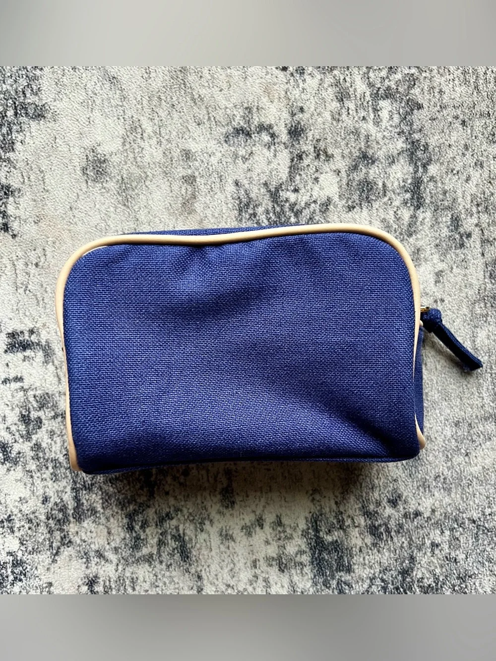 SPARTINA 449 Navy Travel Pouch Flagstick on Green
